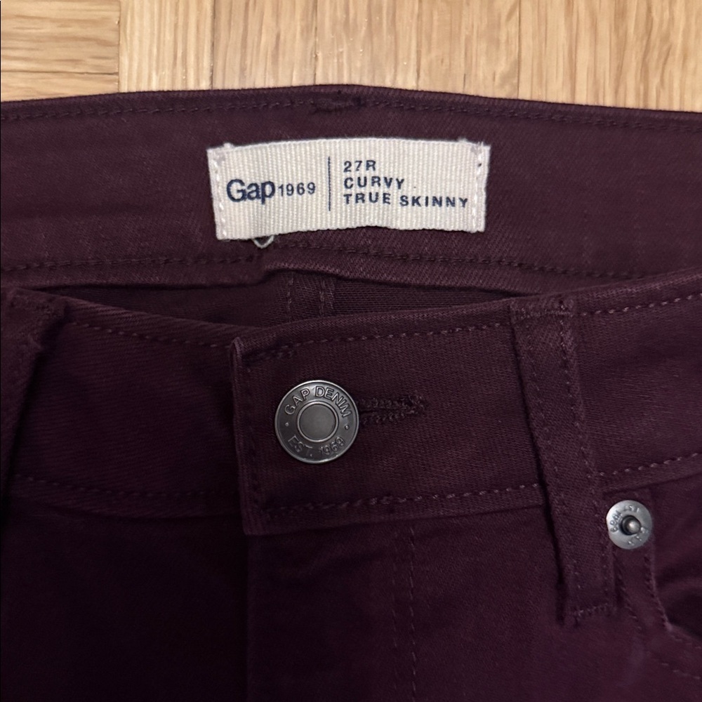 Gap 27R wine burgundy curvy true skinny jeans - Picture 2 of 4